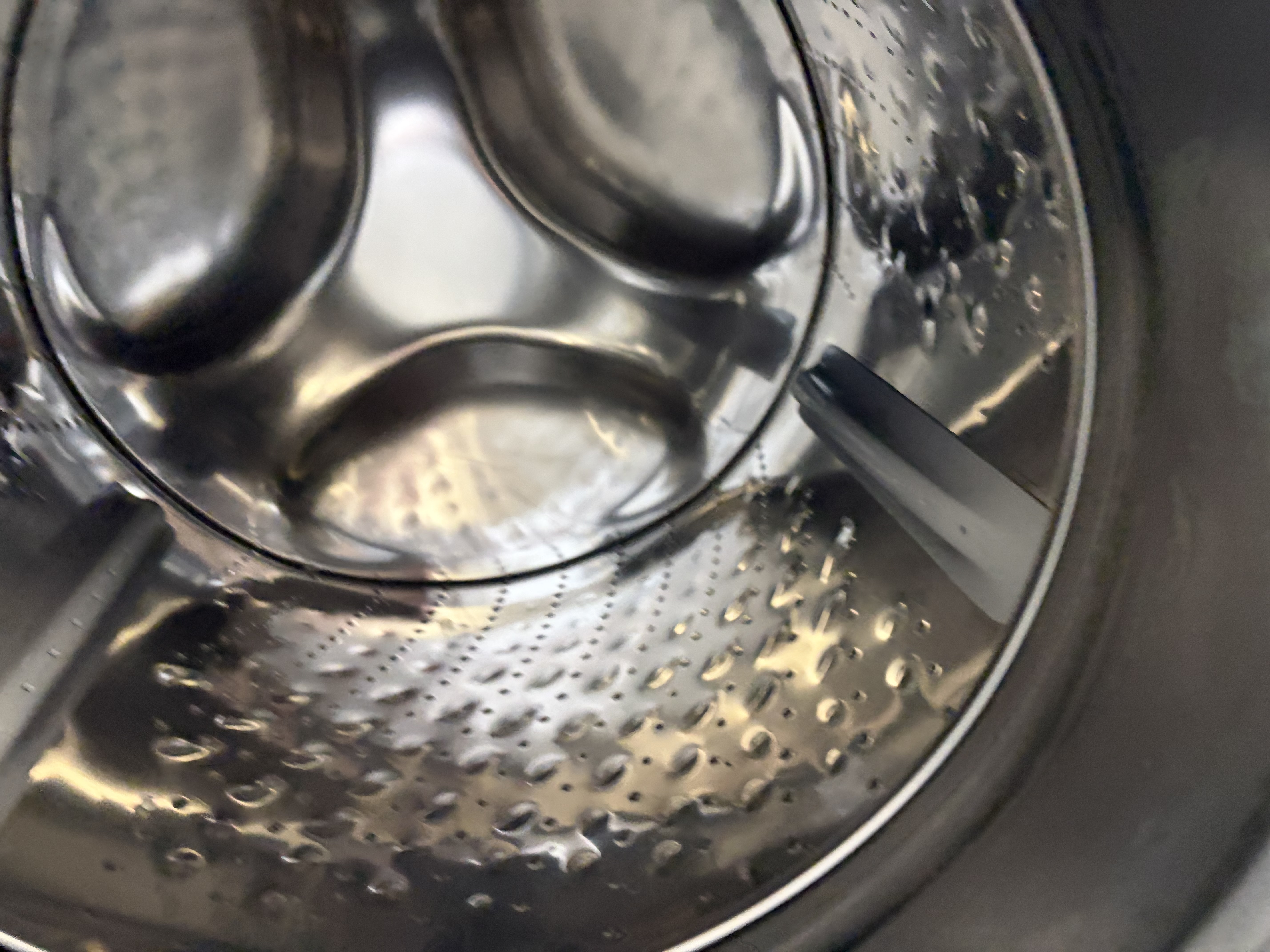 Front Load Whirlpool Washer & Dryer Set *Can Stack Stock#WD-DD08284 - Image 4