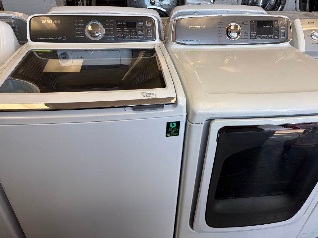 Samsung HE Stainless No Agitator Washer & Dryer SetStock#WD-AB08122