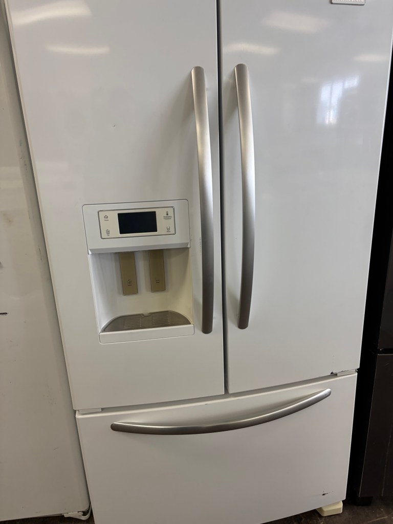 Kitchen Aid White 27 CuFt French Door Refrig Stock#R-AN08045