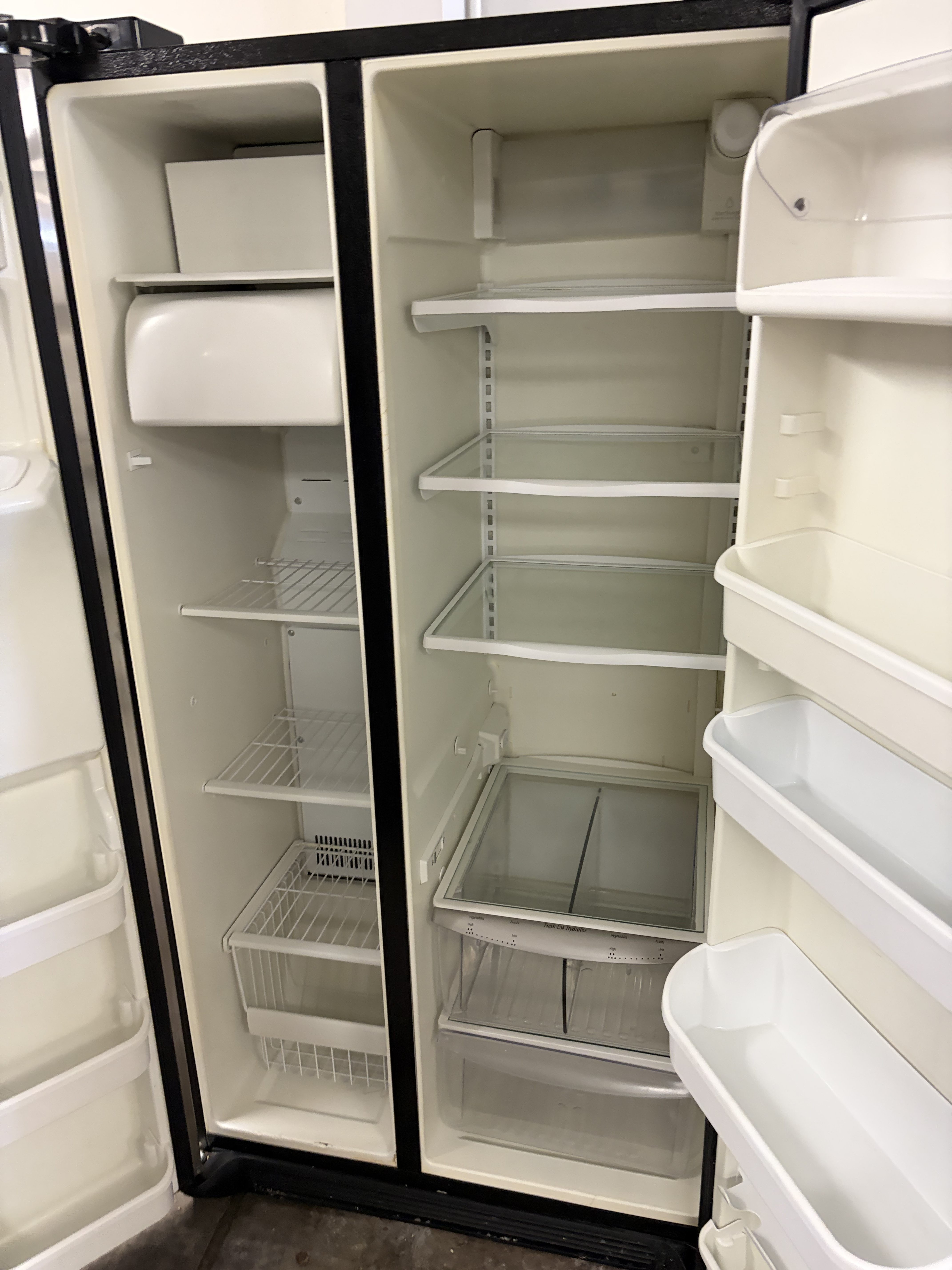 Frigidaire Counter Depth Stainless Steel Side by Side Refrig Stock#R-BB09142 - Image 4