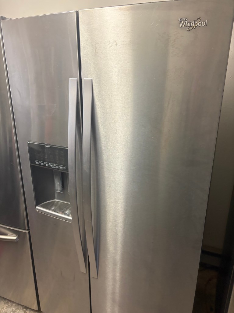 25 CuFt Stainless Steel Whirlpool Side by Side Refrig Stock#R-AH09148