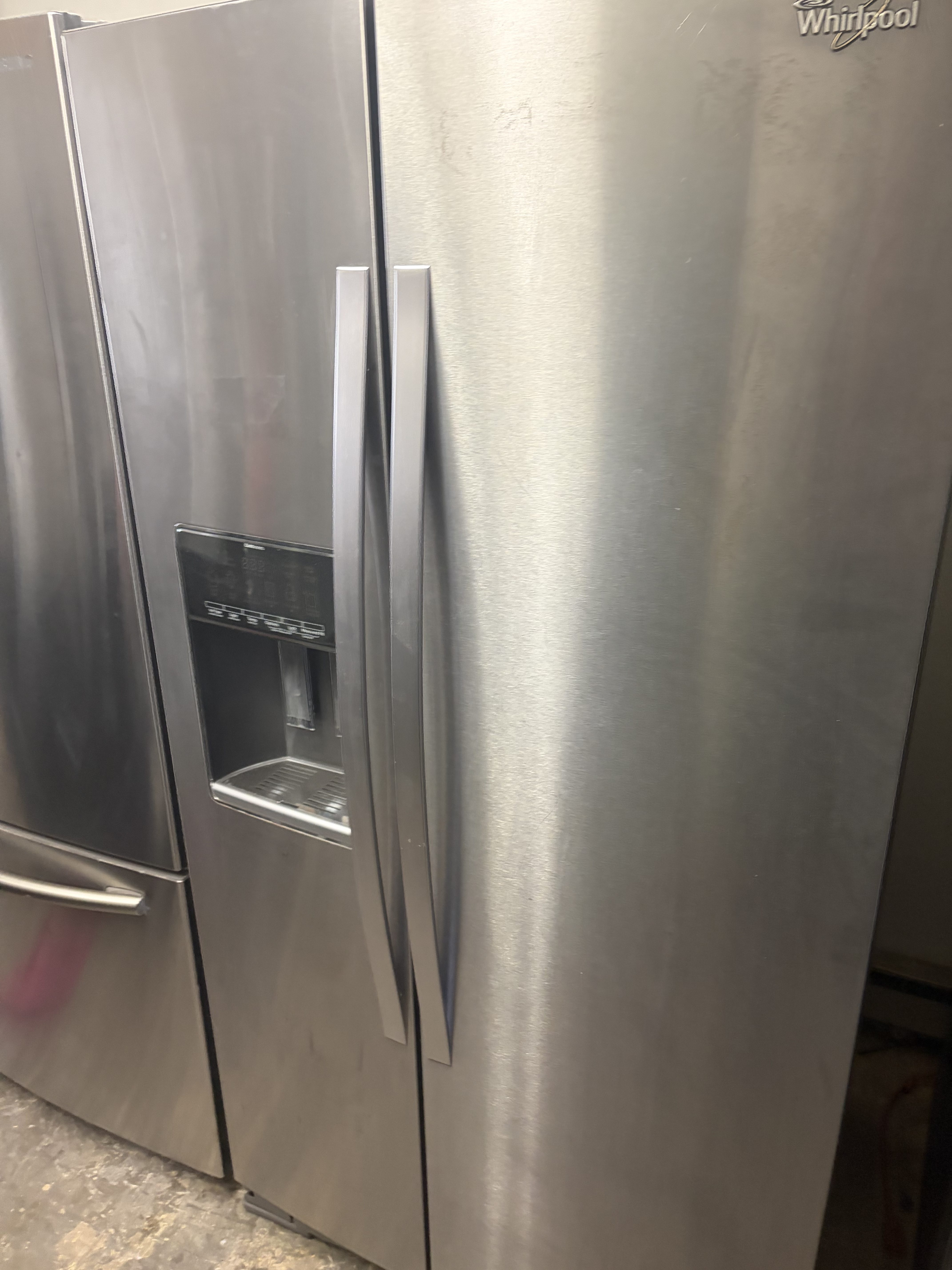 25 CuFt Stainless Steel Whirlpool Side by Side Refrig Stock#R-AH09148 - Image 2