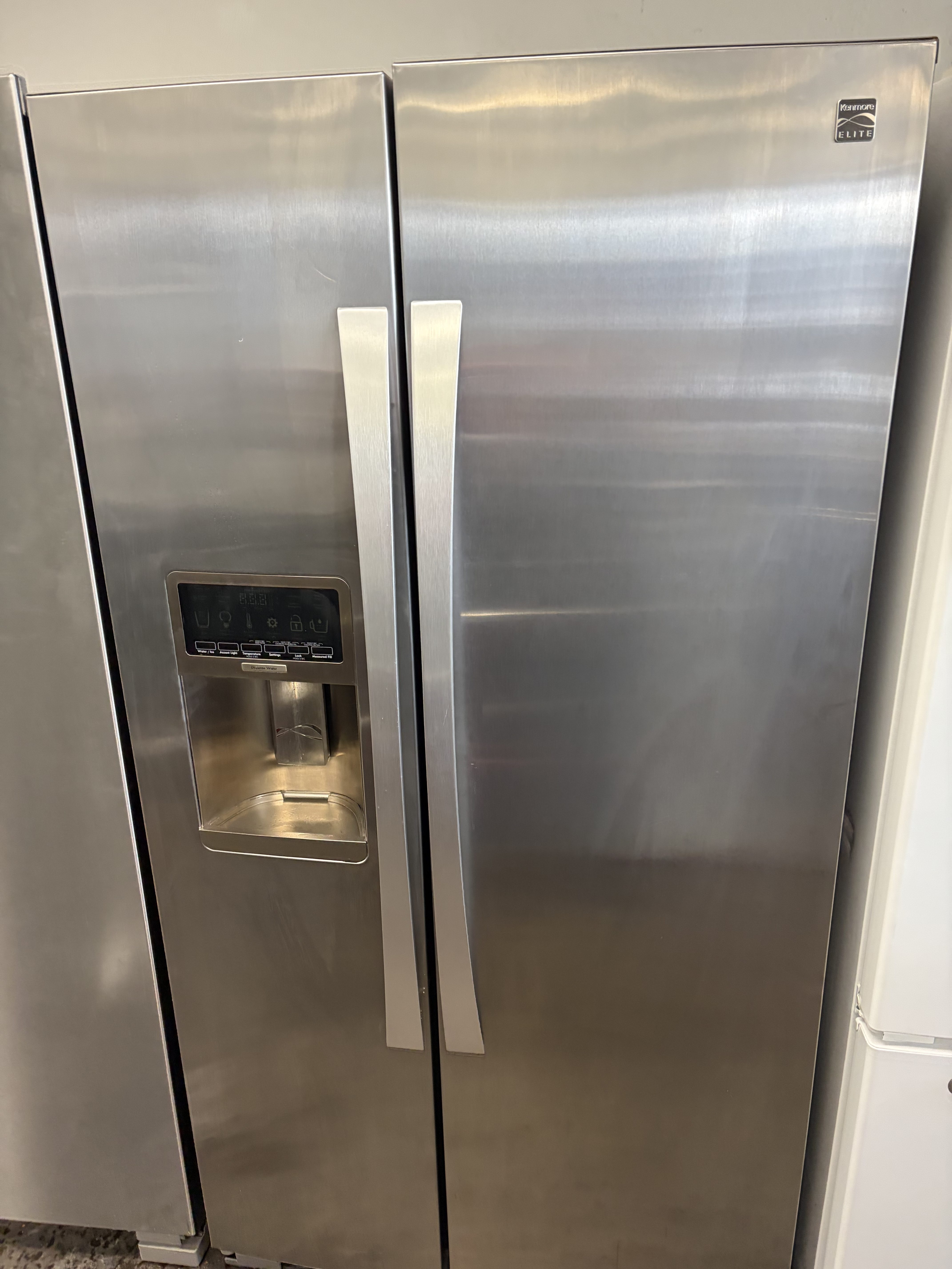 Counter Depth Stainless Steel Kenmore Side by Side Refrig Stock#R-AF09241