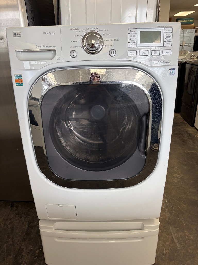 Steam Front Load LG Washer on Pedestal Stock#W-AC09293